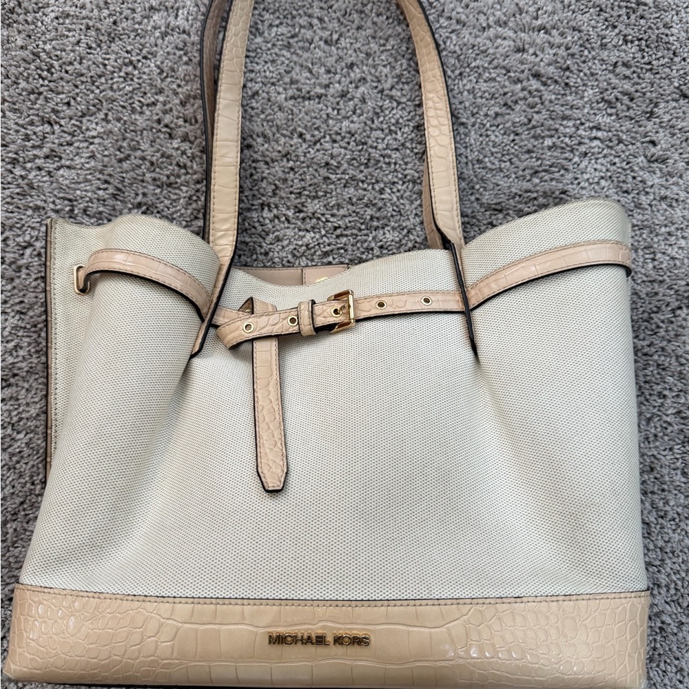 MICHAEL KORS TOTE